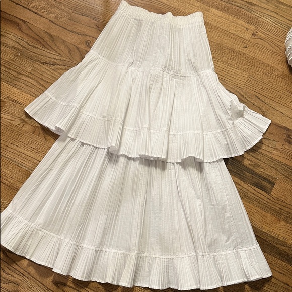 Howard Wolf Dresses & Skirts - Howard Wolf USA white tiered polyester/cotton skirt vintage size 8